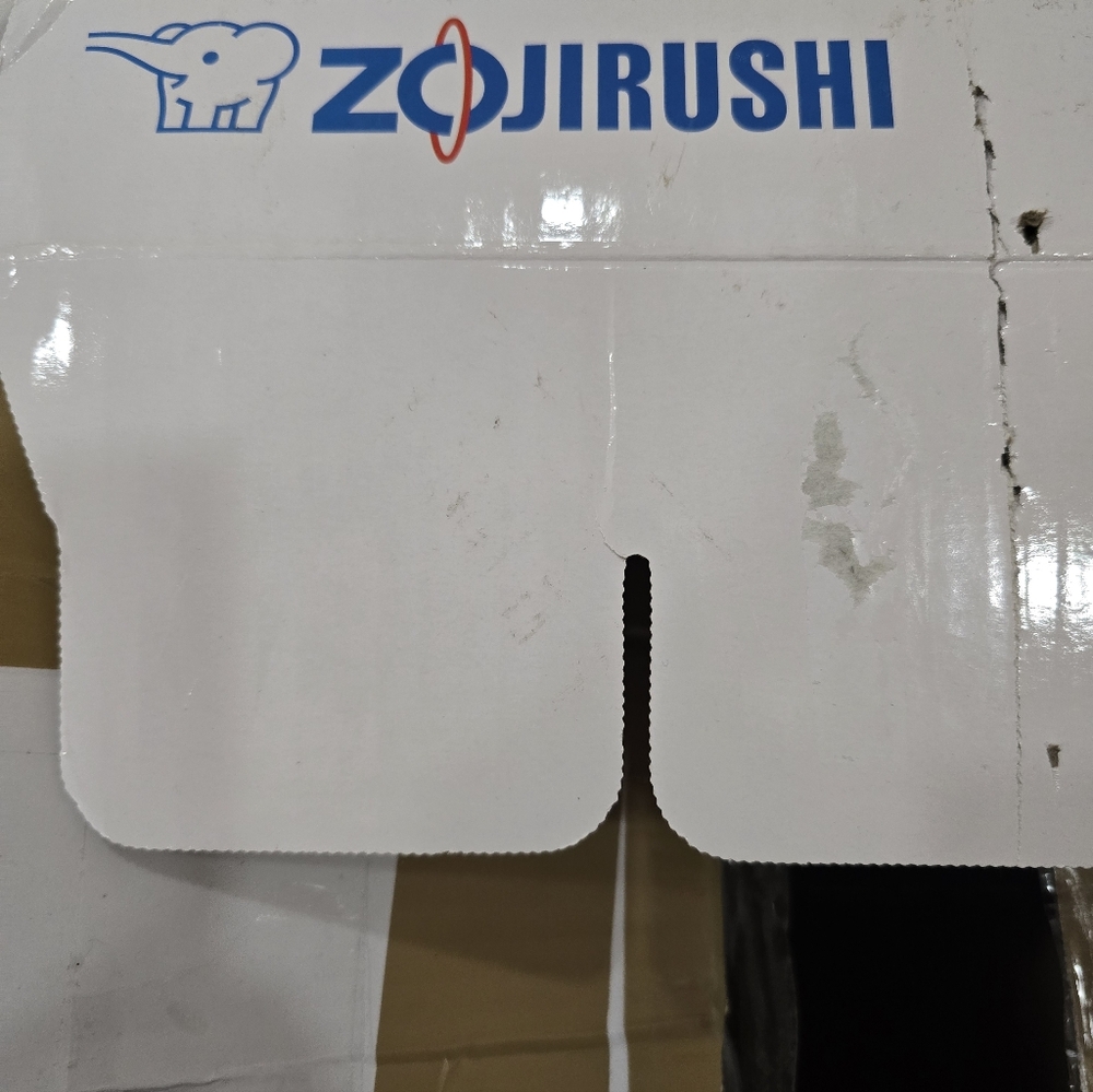 Zojirushi Silver Breadmaker - Picture 5 of 8
